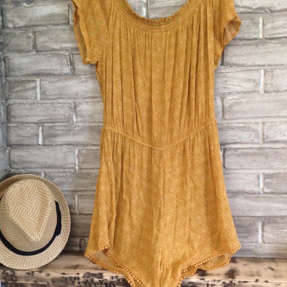 Adorable romper - Picture 2 of 5